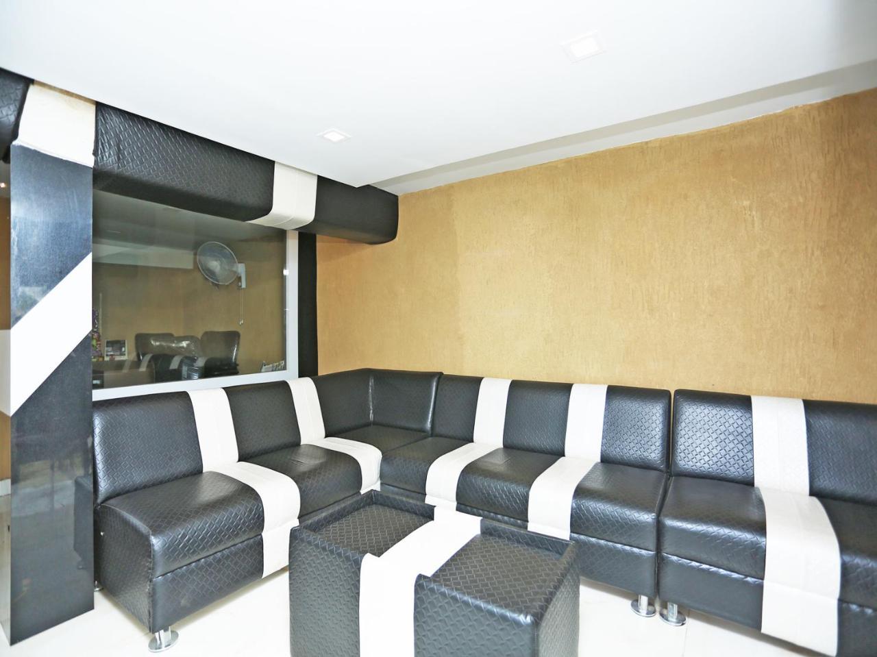 Oyo 16472 Hotel Shree Balram International Raipur  Bagian luar foto
