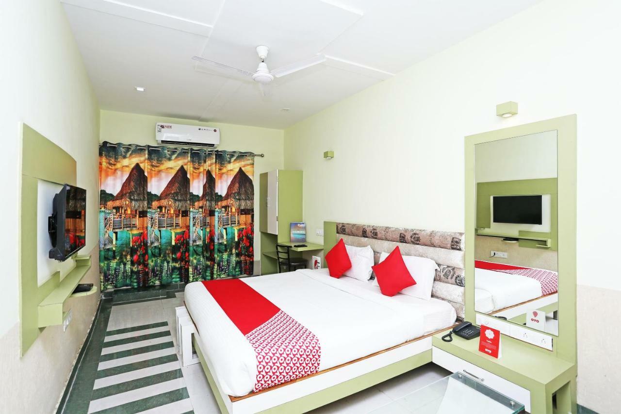 Oyo 16472 Hotel Shree Balram International Raipur  Bagian luar foto