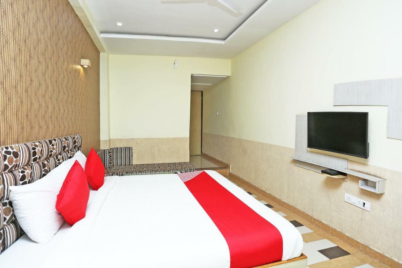 Oyo 16472 Hotel Shree Balram International Raipur  Bagian luar foto